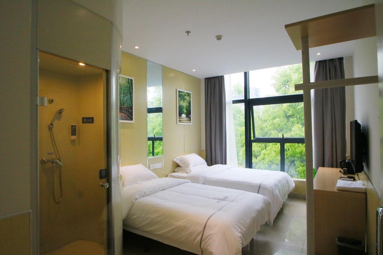 100 Inn Plus Pudong Airport Hotel Şanghay Dış mekan fotoğraf